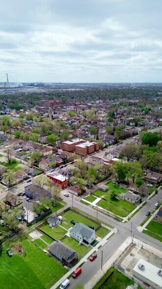 Primary Photo Of 2199 Lansing St, Detroit Apartments For Sale