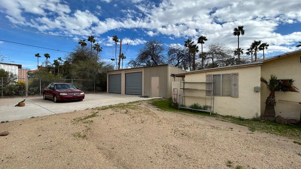 More Photos Of 13623 N Cave Creek Rd, Phoenix Auto Repair For Sale