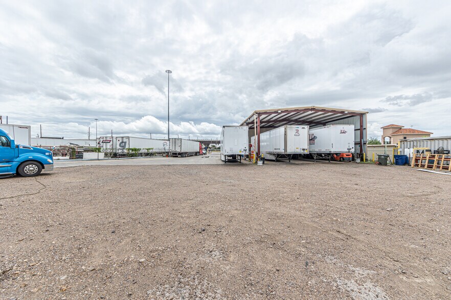 More Photos Of 7416 El Dorado Ct, Laredo Service For Sale