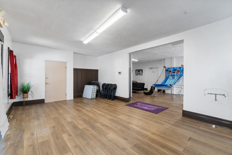 More Photos Of 2307 Cleveland Ave NW, Canton Office Residential For Sale