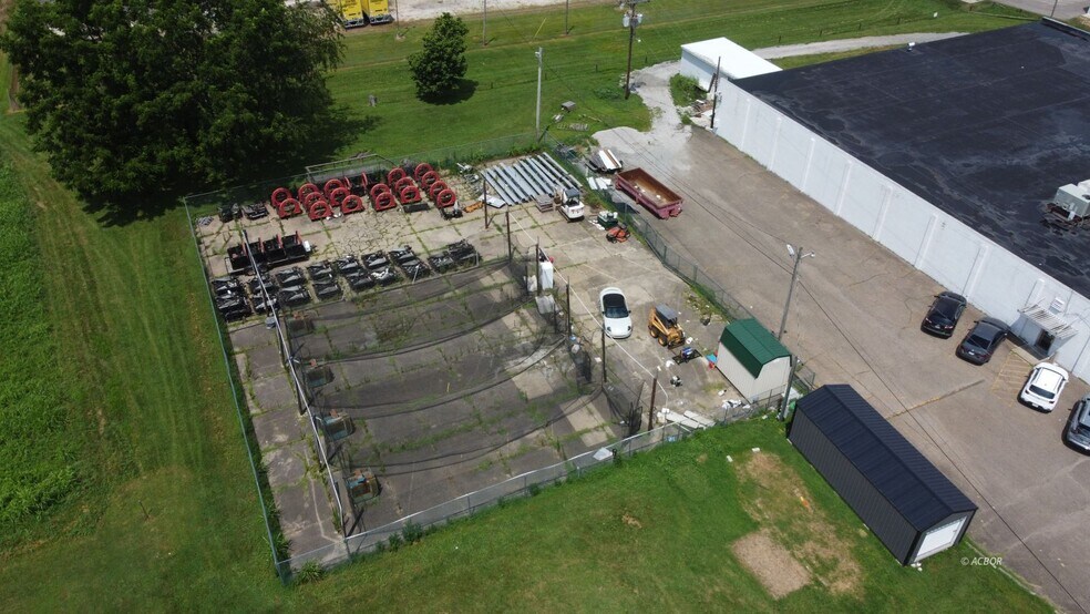 More Photos Of 1037 OH-7, Gallipolis Sports And Entertainment For Sale