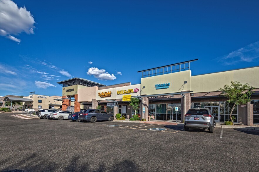 More Photos Of 41111 N Daisy Mountain Dr, Anthem Unknown For Lease