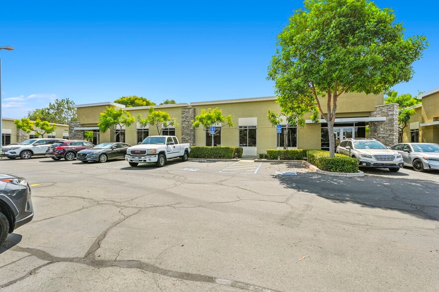 More Photos Of 3164 Lionshead Ave, Carlsbad Office For Sale