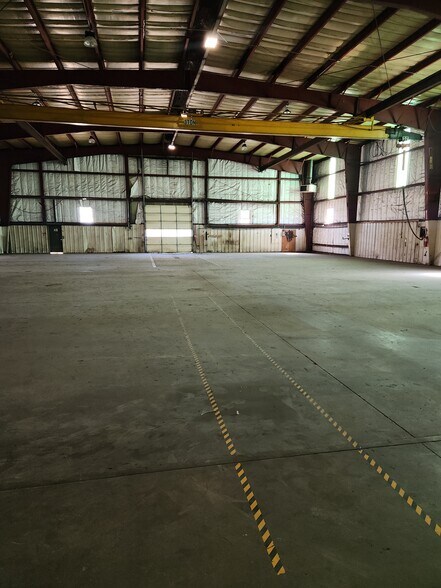 More Photos Of 3070 S Wyandot St, Englewood Warehouse For Lease