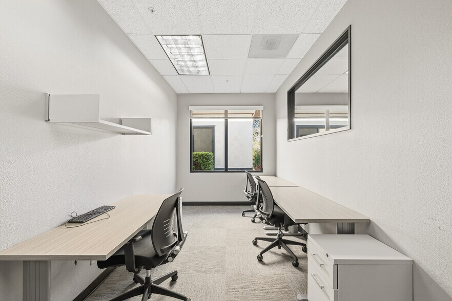 More Photos Of 12820-12840 Saratoga-Sunnyvale Rd, Saratoga Office For Lease
