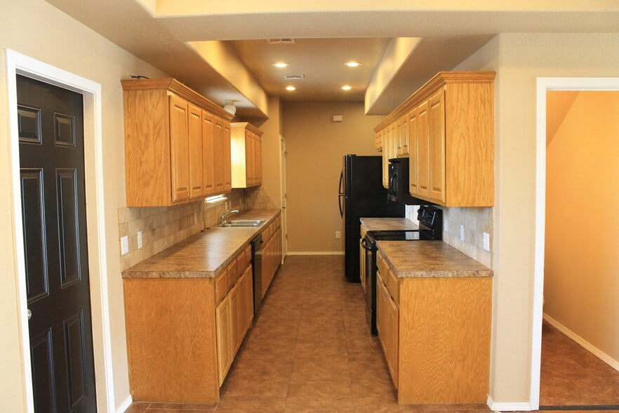 More Photos Of 7295 E HWY 270, Mcalester Apartments For Sale