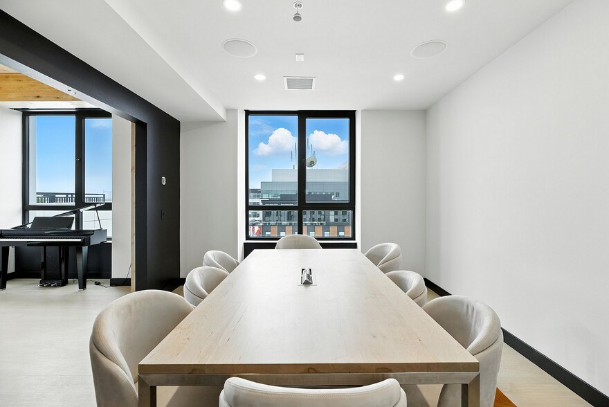 More Photos Of 849 E Washington Ave, Madison Apartments For Lease