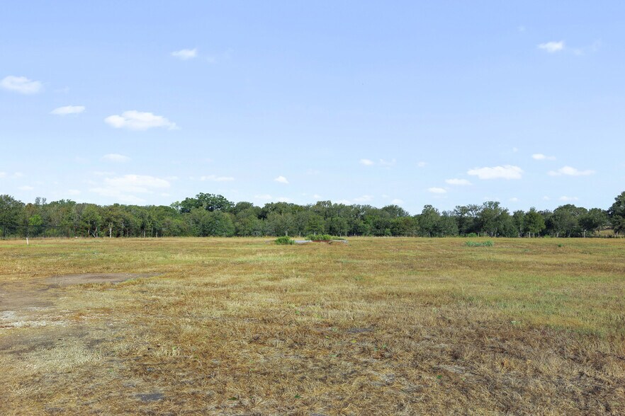 More Photos Of 18410 FM 969, Manor Land For Sale
