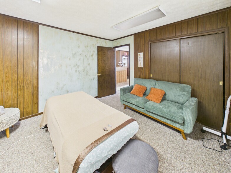 More Photos Of 414 Martin St, Greenville Office For Sale