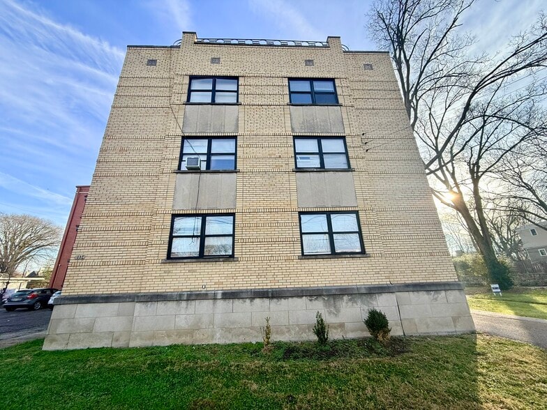 More Photos Of 2334 Kemper Ln, Cincinnati Apartments For Sale