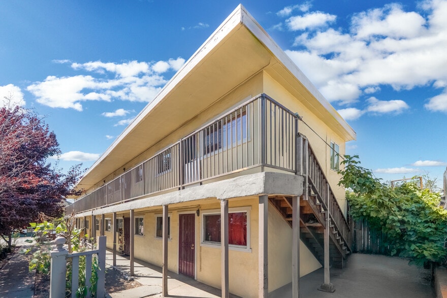 More Photos Of 2011 Rutherford St, Oakland Apartments For Sale