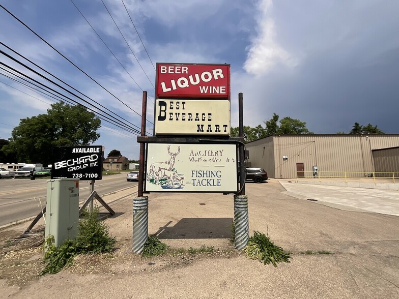 More Photos Of 1031 Appleton Rd, Menasha Industrial For Lease