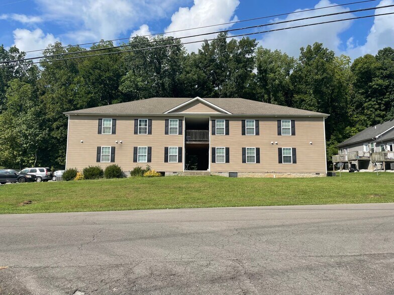 Primary Photo Of 415 Upper Stone Ave, Bowling Green Apartments For Sale