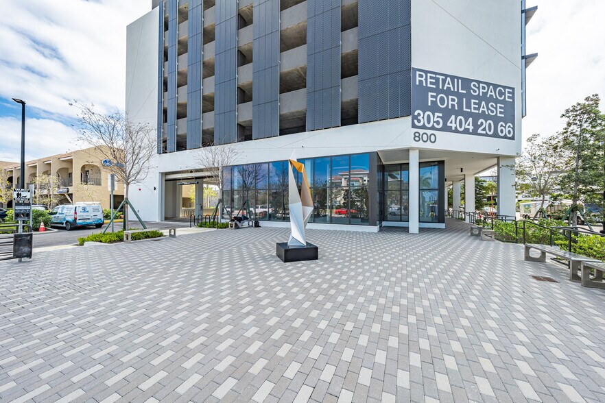 More Photos Of 800 N Federal Hwy, Hallandale Beach Office For Sale