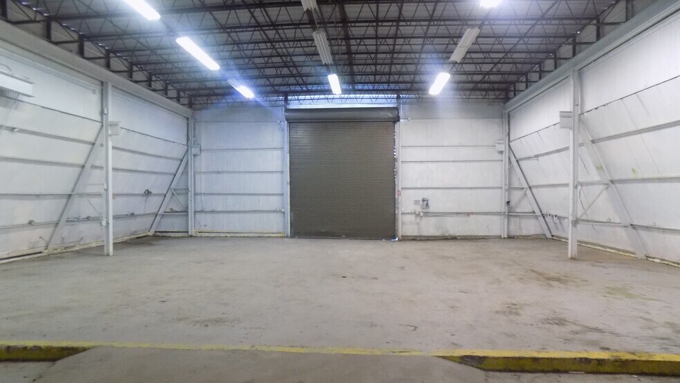 More Photos Of 2051 Griffin Rd, Fort Lauderdale Marina For Lease