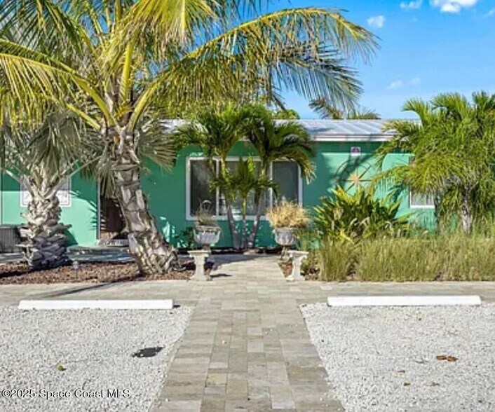 More Photos Of 105 NE 3rd St, Satellite Beach Apartments For Sale