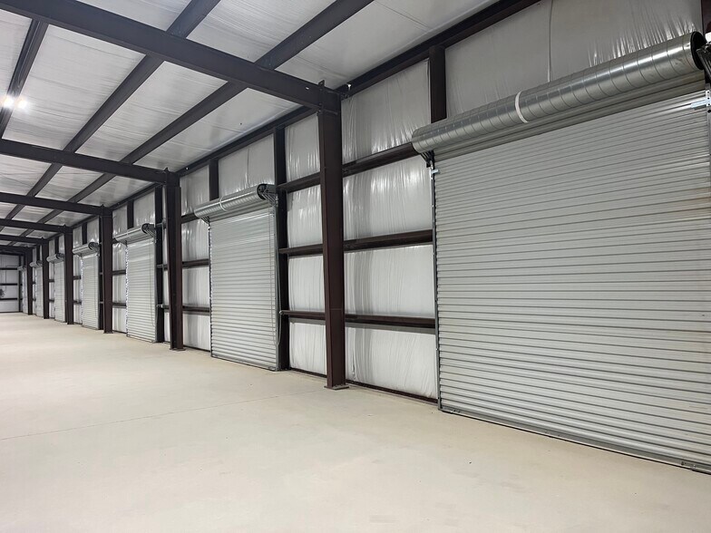 More Photos Of 8110 Old Hwy 81, Temple Industrial For Lease
