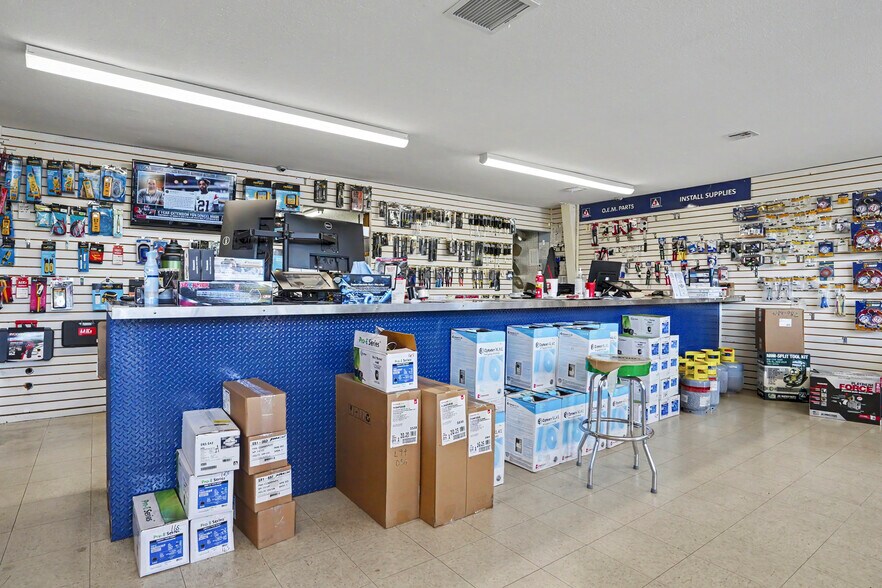 More Photos Of 1615 W Okmulgee St, Muskogee Freestanding For Sale