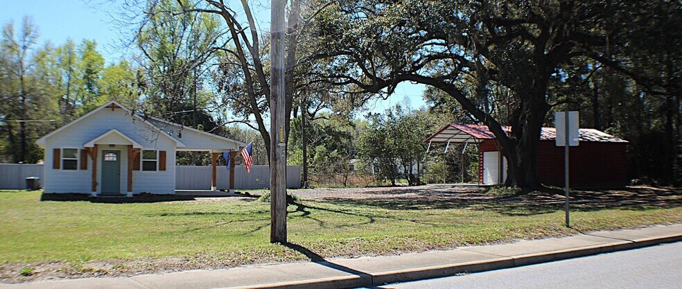 Primary Photo Of 306 N Live Oak Dr, Moncks Corner Flex For Sale