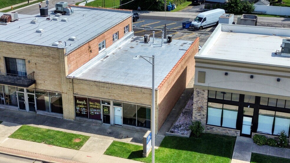 More Photos Of 329 N Addison Rd, Addison Storefront For Sale