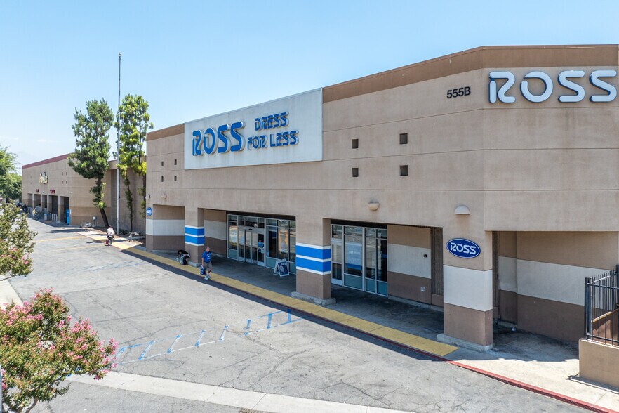 More Photos Of 555 W 2nd St, San Bernardino Supermarket For Sale