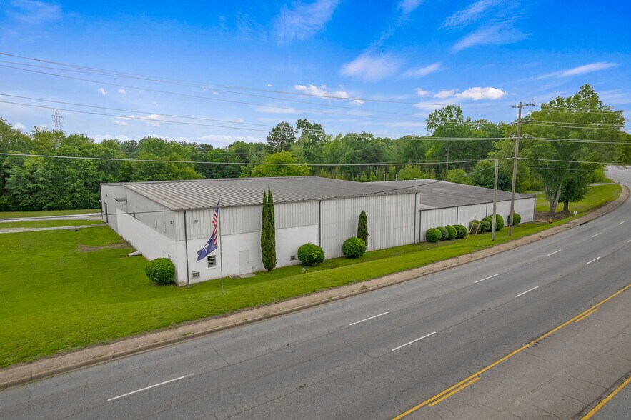 Primary Photo Of 30 US 25 Byp N, Greenville Manufacturing For Sale