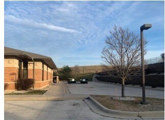 More Photos Of 1611 Silvernail Rd, Waukesha General Retail For Sale