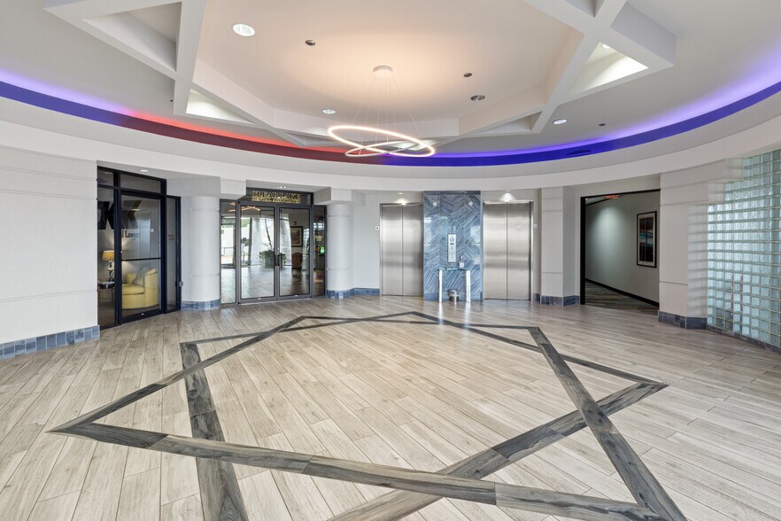 More Photos Of 17225 El Camino Real, Houston Office For Lease