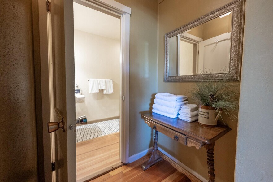 More Photos Of 103 W Ryus St, La Veta Hotel For Sale