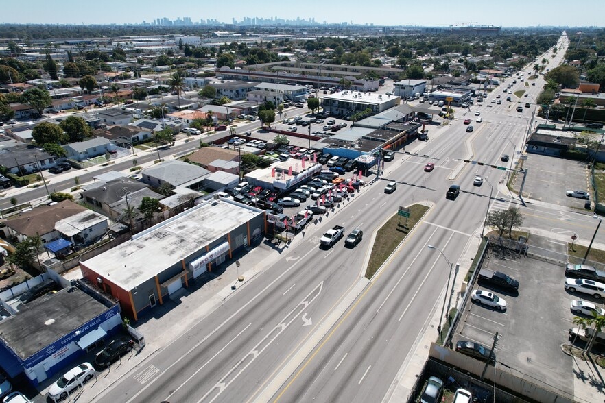 More Photos Of 4255 E 8th Ave, Hialeah Auto Repair For Lease