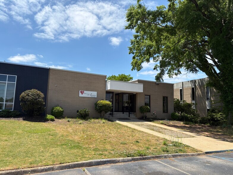 Primary Photo Of 121 Edinburgh Ct, Greenville Office For Sale
