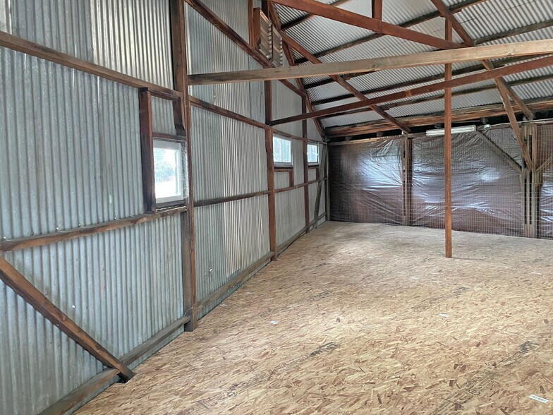 More Photos Of 21 Frances St, Santa Rosa Warehouse For Lease