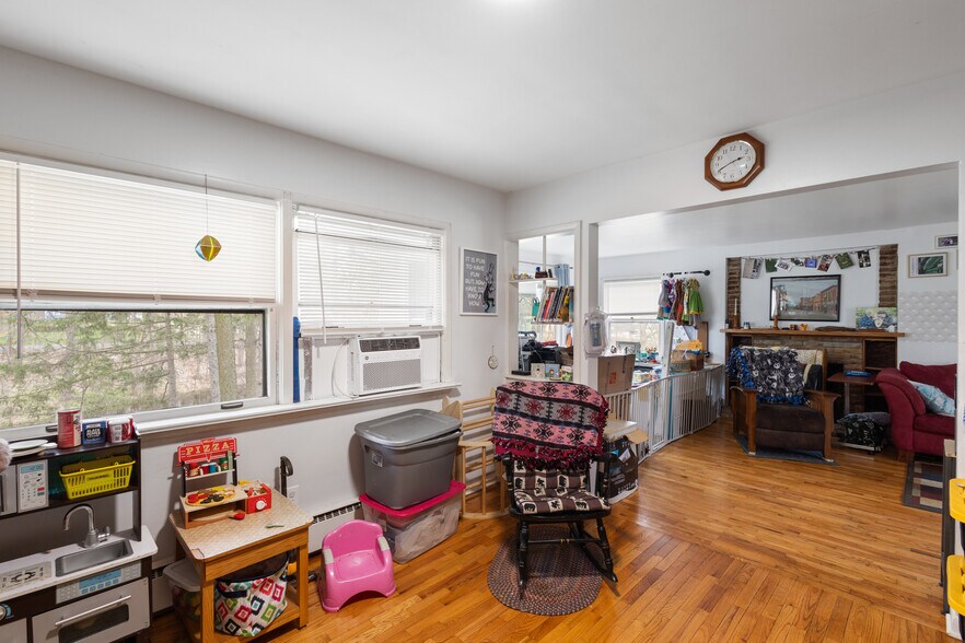 More Photos Of 218 N 26th St, Kalamazoo Apartments For Sale