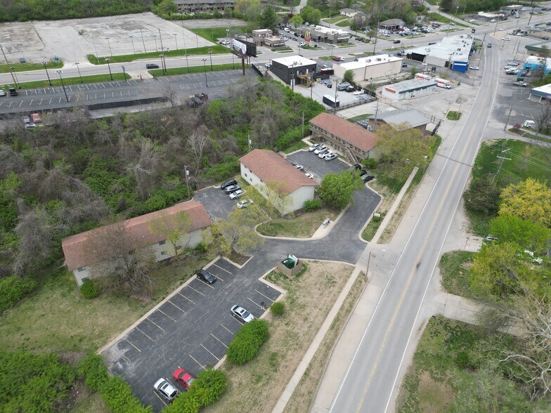 More Photos Of 3930-3950 N Cherry St, Kansas City Apartments For Sale