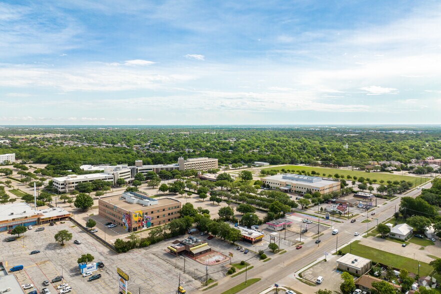 More Photos Of 530 Clara Barton Blvd, Garland Medical For Lease