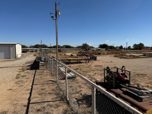 More Photos Of 7931 19th St, Lubbock Warehouse For Sale