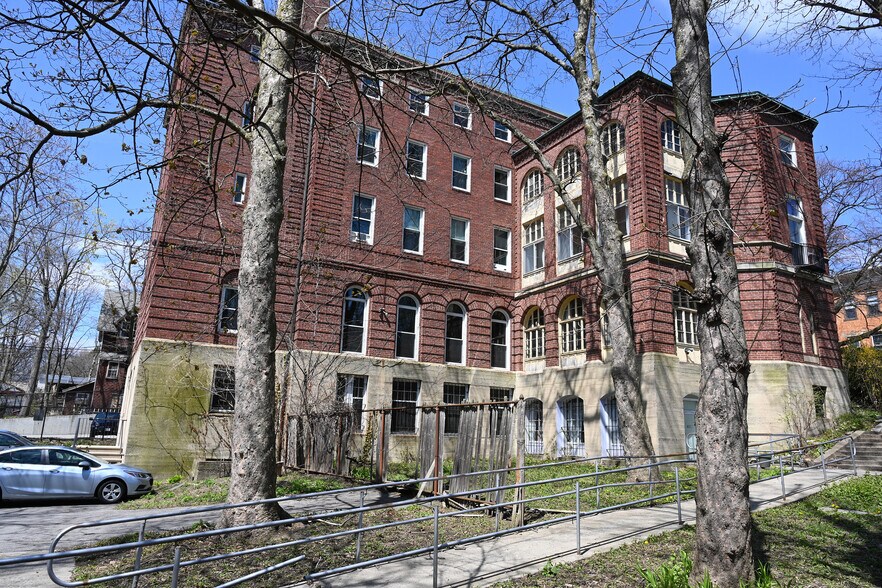 More Photos Of 115 Mount Pleasant Ave, Boston Religious Facility For Lease