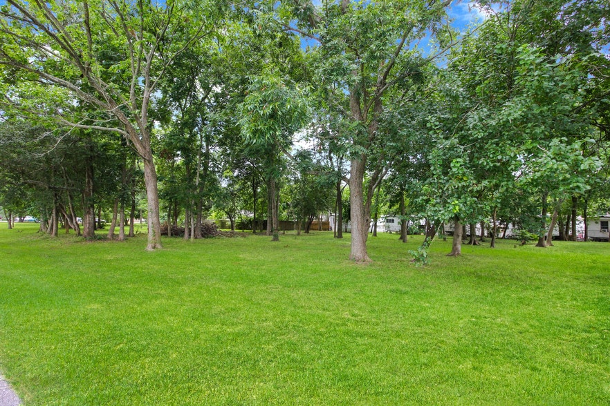 More Photos Of 205 Reynolds Ave, League City Land For Sale