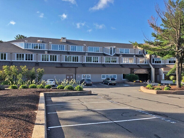 Primary Photo Of 270 Farmington Ave, Farmington Office For Lease