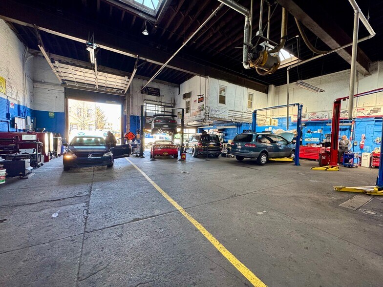More Photos Of 6307 Fresh Pond Rd, Ridgewood Auto Repair For Sale