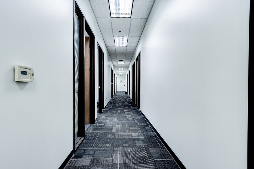 More Photos Of 17528-17588 E Rowland St, City of Industry Light Distribution For Lease