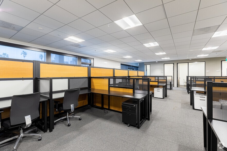 More Photos Of 2550 5th Ave, San Diego Office For Lease