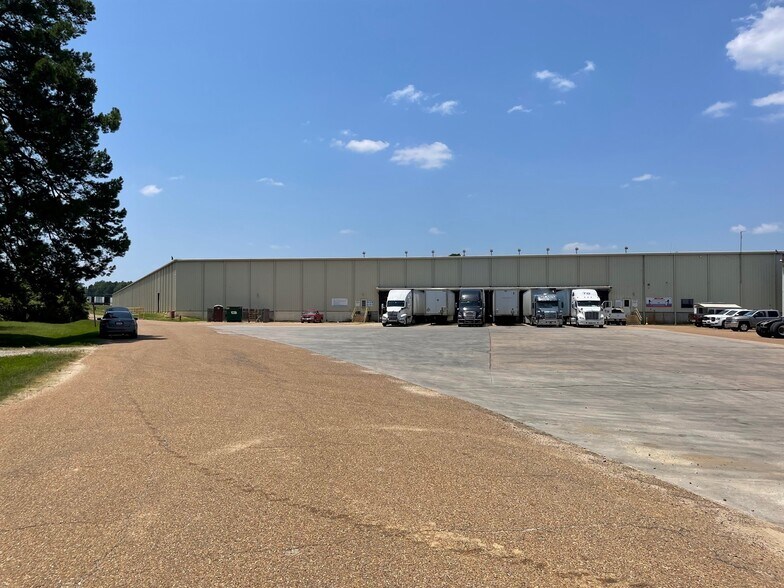 More Photos Of 4241 Highway 563, Simsboro Warehouse For Sale