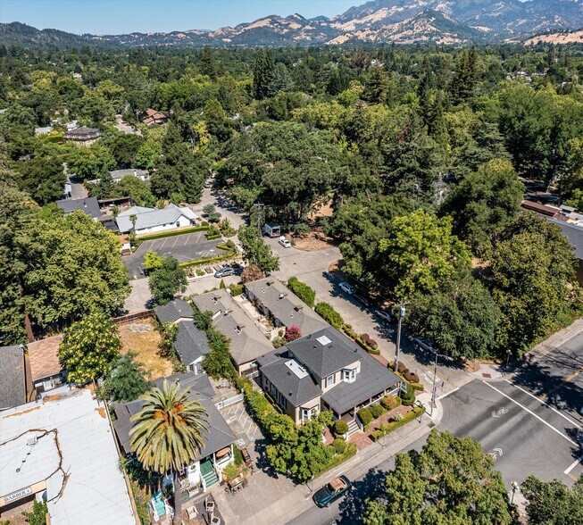 More Photos Of 1139 Lincoln Ave, Calistoga Hospitality For Sale