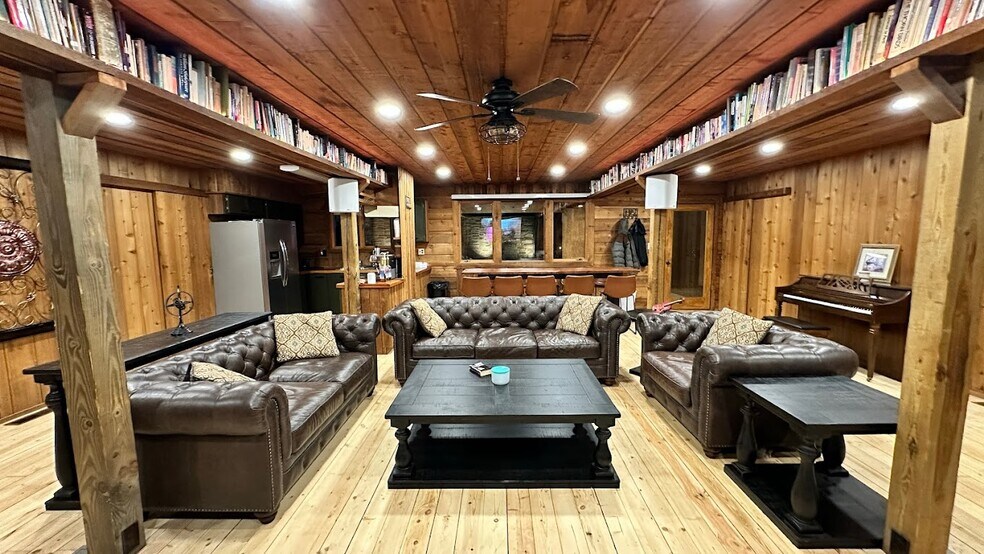 More Photos Of 550 Old Mill Rd, Campobello Lodge Meeting Hall For Sale