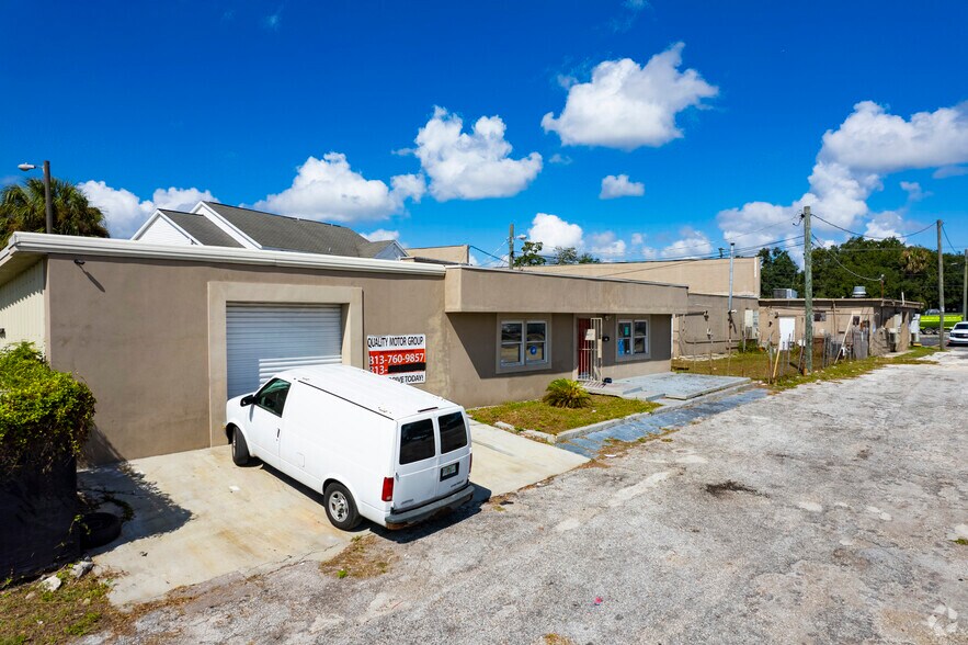 More Photos Of 4911-4935 E Broadway Ave, Tampa Storefront Retail Office For Sale