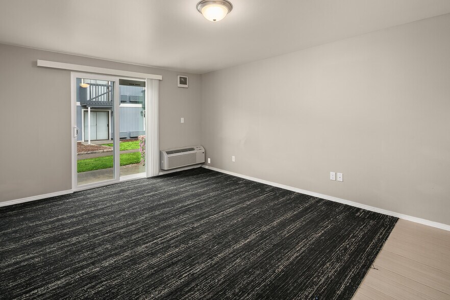 More Photos Of 8726-8736 S Hosmer St, Tacoma Apartments For Sale
