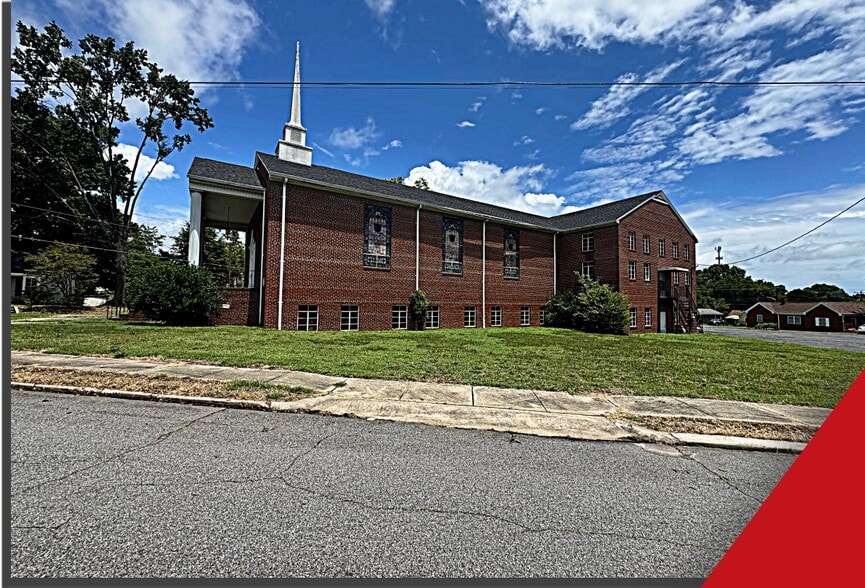More Photos Of 200 Moir St, Eden Religious Facility For Sale