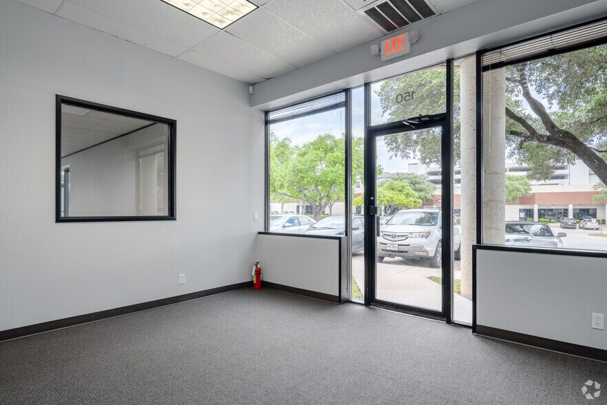 More Photos Of 2600 McHale Ct, Austin Unknown For Lease