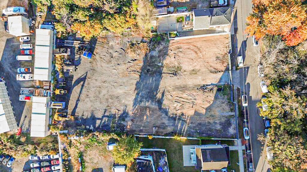 More Photos Of 62 Androvette St, Staten Island Land For Sale